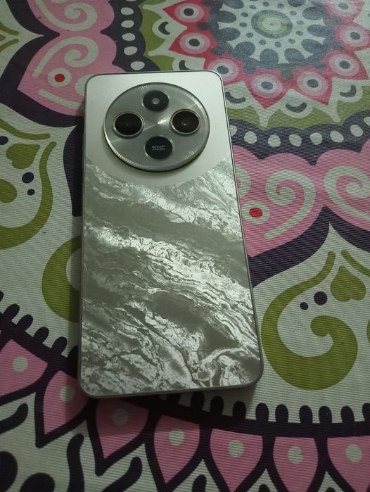 Poco c75 с коробкой