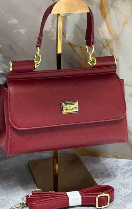 Kumush shop Online magazinidan topasiz..