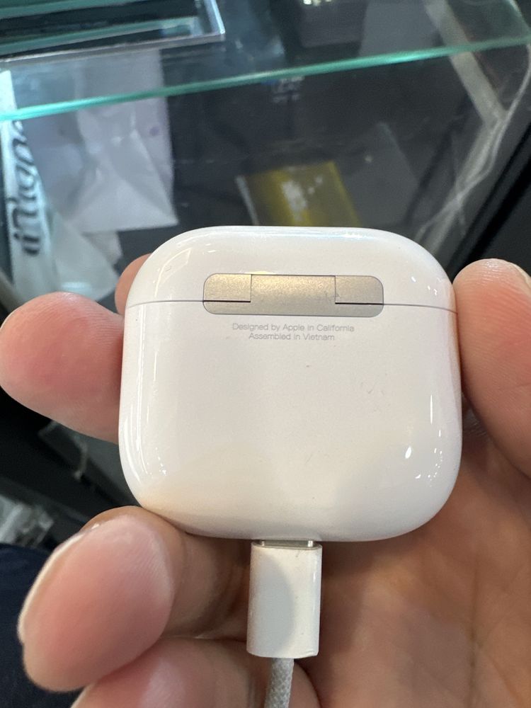 Продам airpods 4 Anc