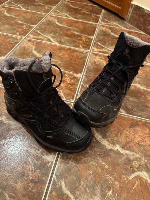 Bocanci Salomon climatherm, waterproof contagrip 40 2/3