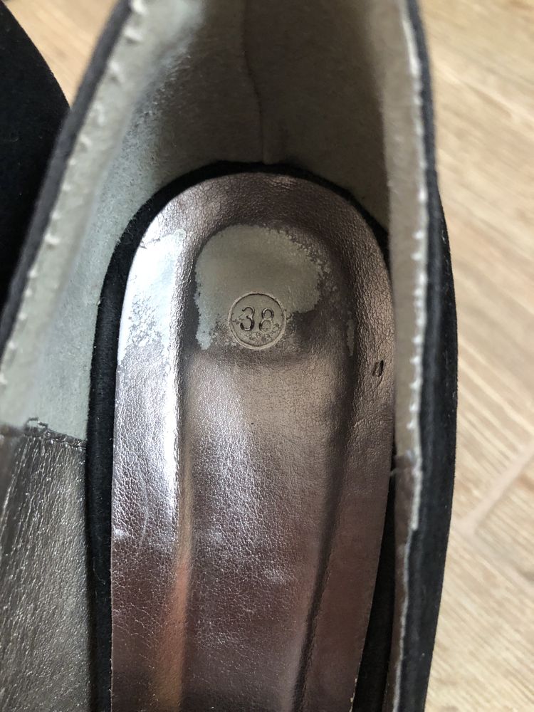 Pantofi cu toc 38