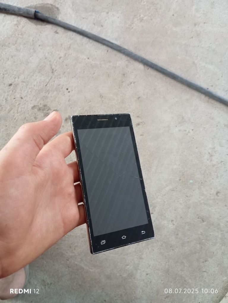 Samsung J2 CORE.