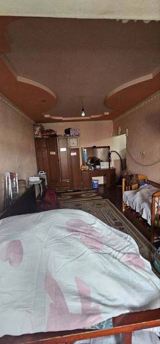 Сотилади Куйлик 5-массив 1 хонали 42 кв