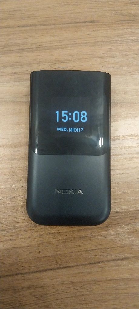 Nokia 2720 flip новый