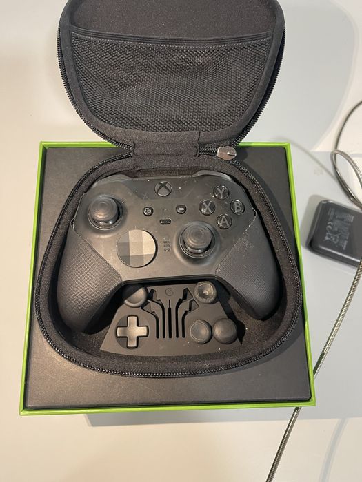 Controllere XBOX Elite Series 2, Stick Drift ,Mici defecte estetice
