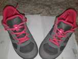 Adidas drumetie  masura 35 Quechua  ca noi impecabili