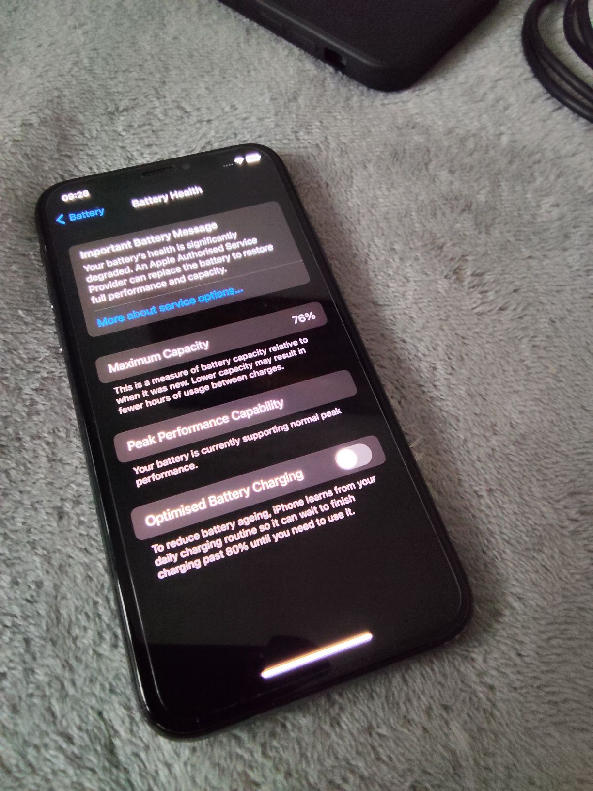iPhone x ,10 64gb