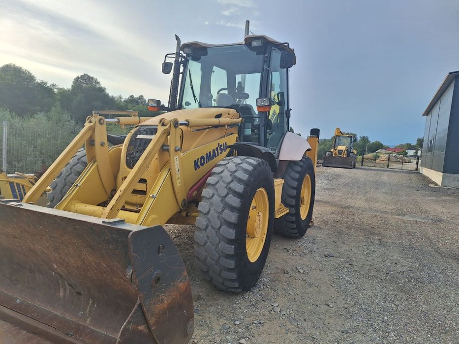 Buldoexcavator komatsu