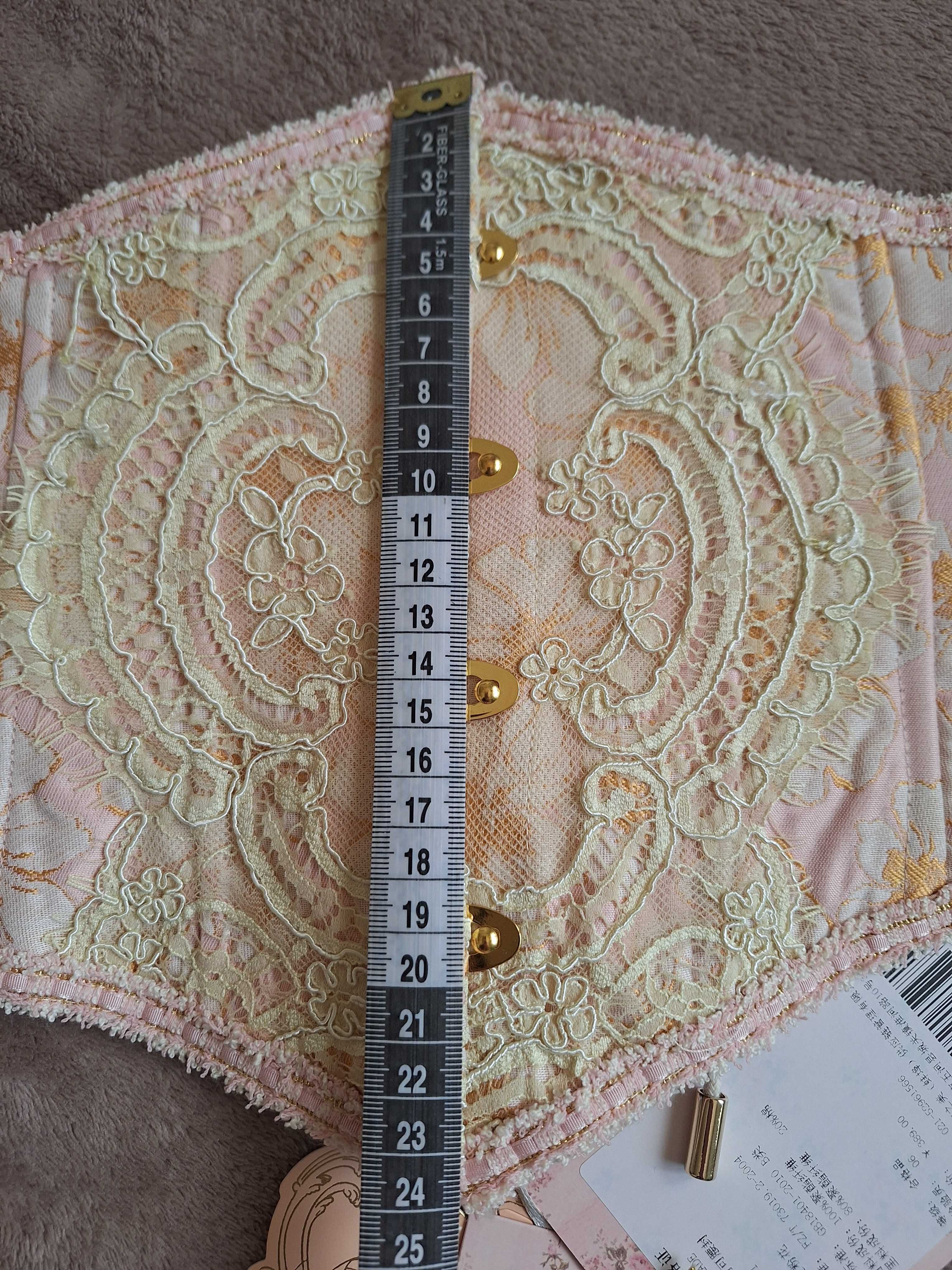 Оригинални, чисто нови LaceMade рокля и корсет