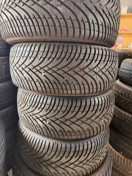 4бр.зимни гуми 205/45/17 Kleber