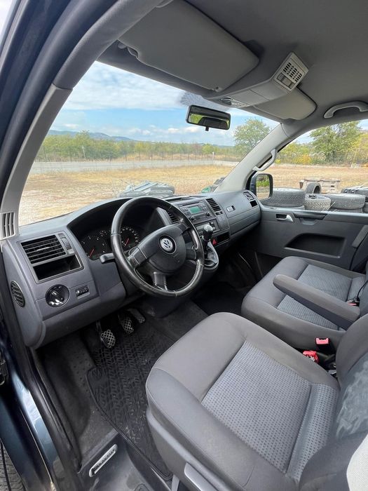 Продава се бус Vw Caravelle