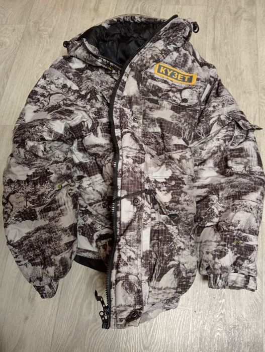 Продам зимний комплект (бушлат и штаны).