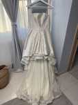 Rochie mireasa bej cu trena si corset