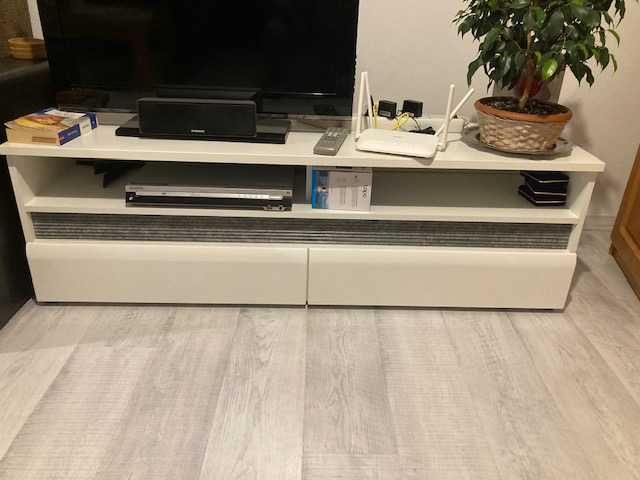 Comoda TV MDF Alb lucios 150 cm cu sertare - 350 lei