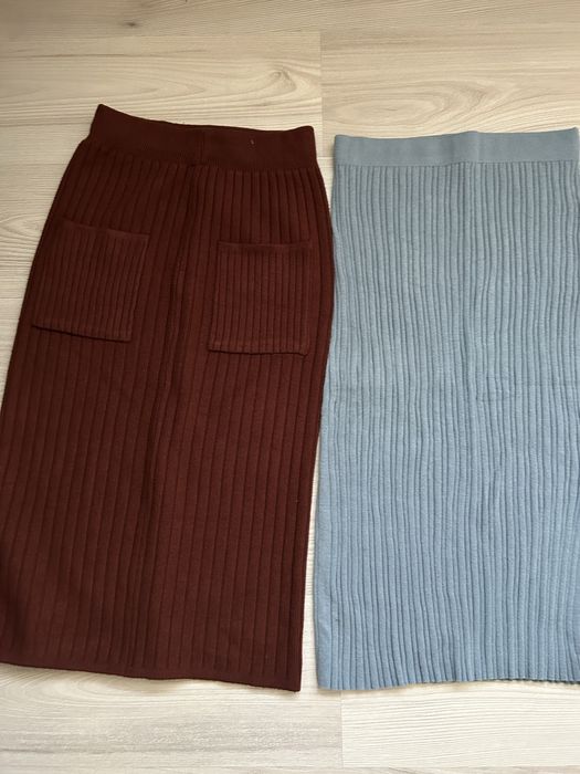 Отдам даром женские вещи