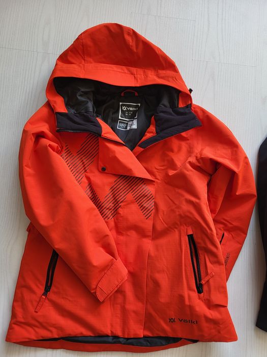 Продам новые куртки Volkl