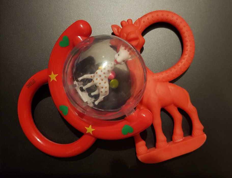 Жирафчето Софи - гризалка и дрънкалка