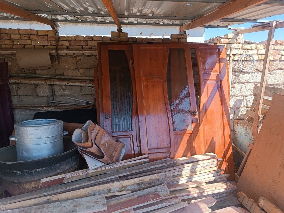 Есиклер, пол тахтай, пол астына саз агашлар сатылады
