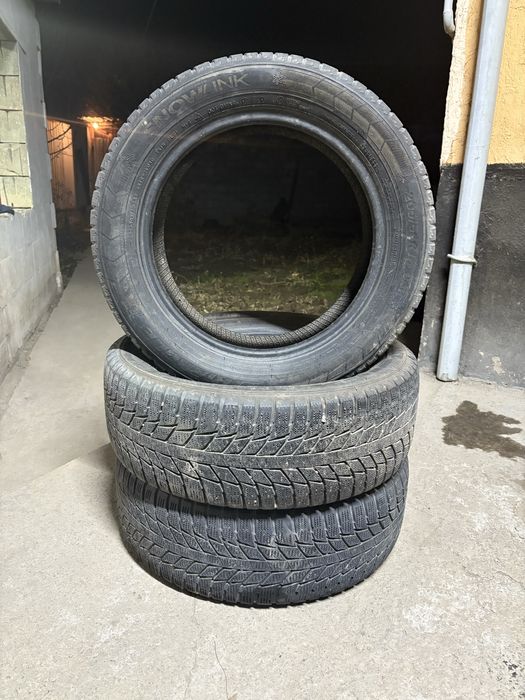 Продам зимние шины TRIANGLE 205/55 R16 — комплект 3 штуки