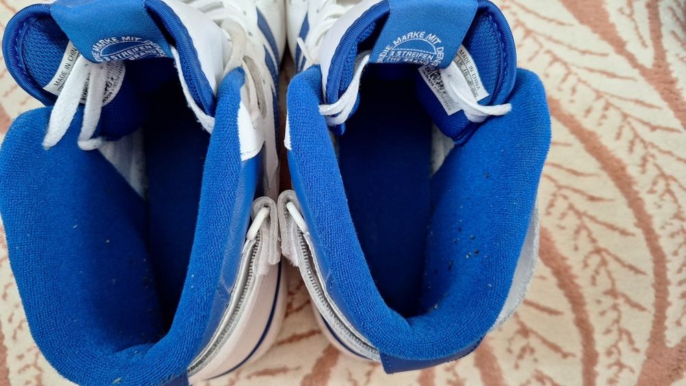 Ghete Adidas nr 44 ,5