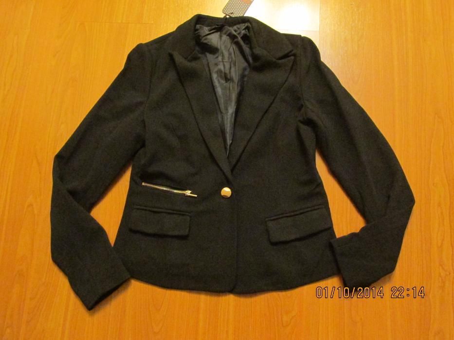 ново черно сако размер М внос от Англия