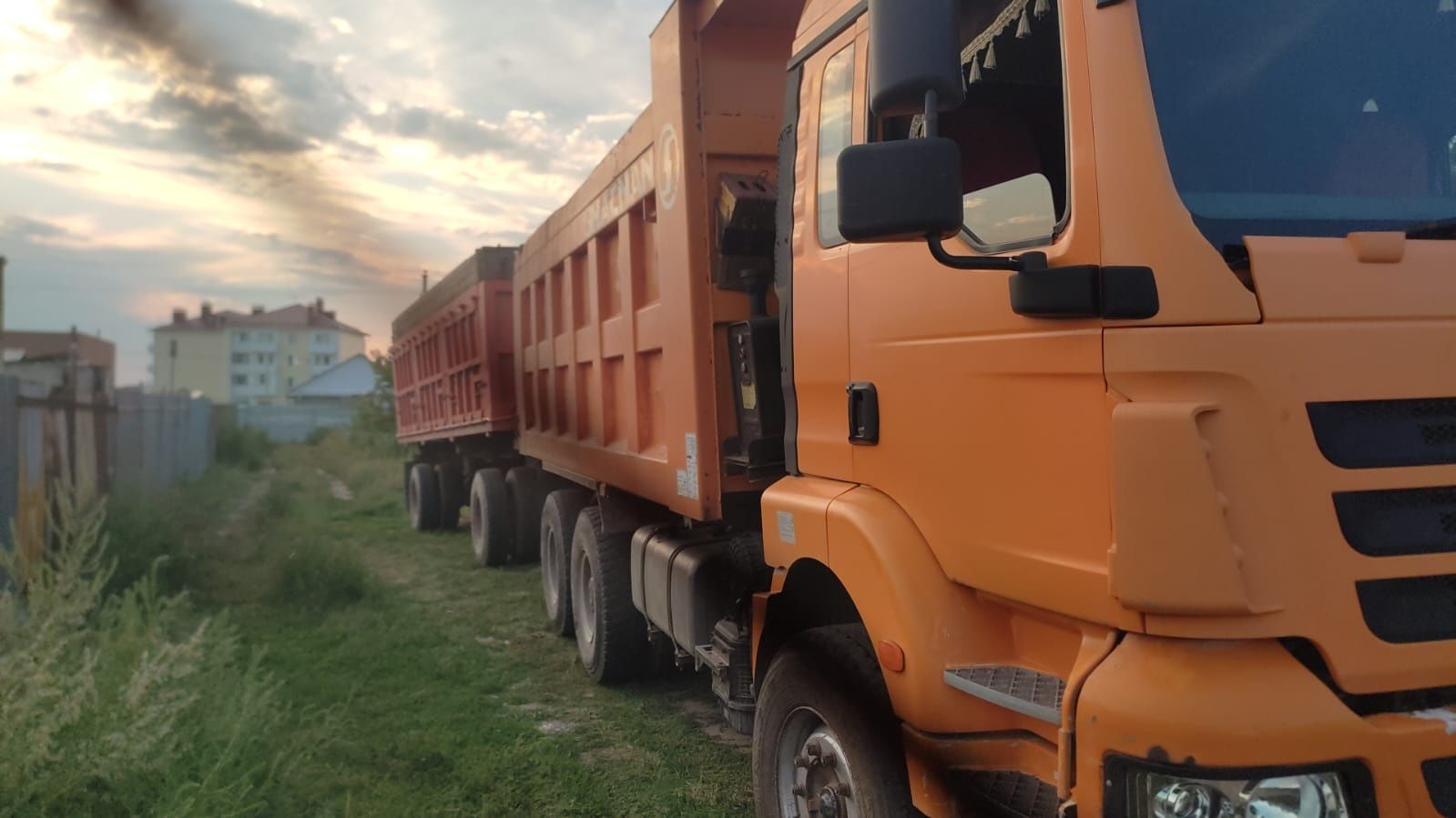 Услуги Шахмана с прицепом . грузо- перевозки. самосвала ,