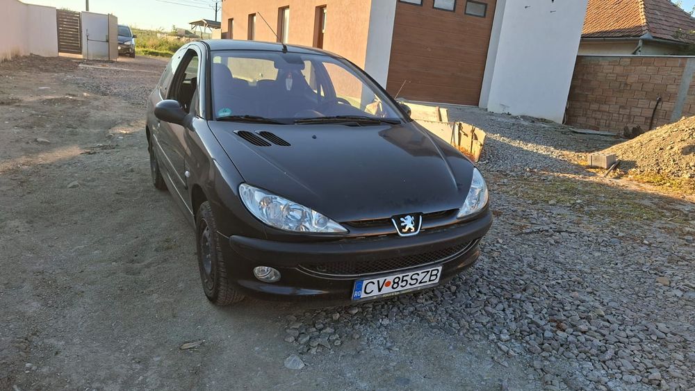 De vânzare Peugeot 206 – Mașină economică și fiabilă!