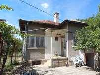Продава къща в село Хаджидимитрово