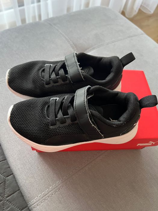 Маратонки PUMA размер 28,5 стелка 17 см