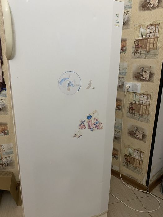 Продается морозилка