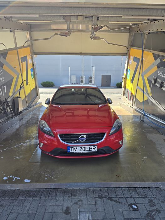 Volvo v40 R-Design 2016