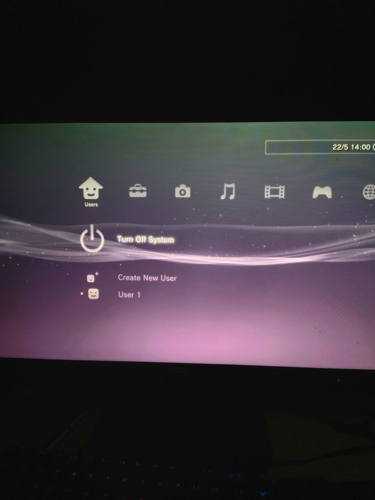 Vand PS3 SuperSlim in conditie buna