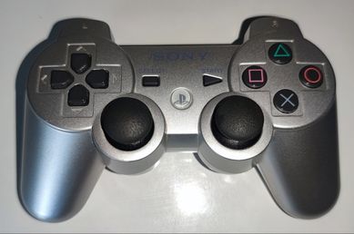 PS3-Silver Controller/49,99 лева/