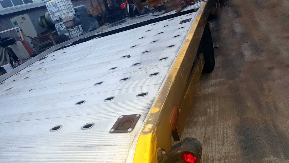 Iveco Daily 35S18, an  2021, sasiu autoplatforma acte Ro - avariat