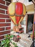 Vând jucărie vintage balon cu nacela destul de veche