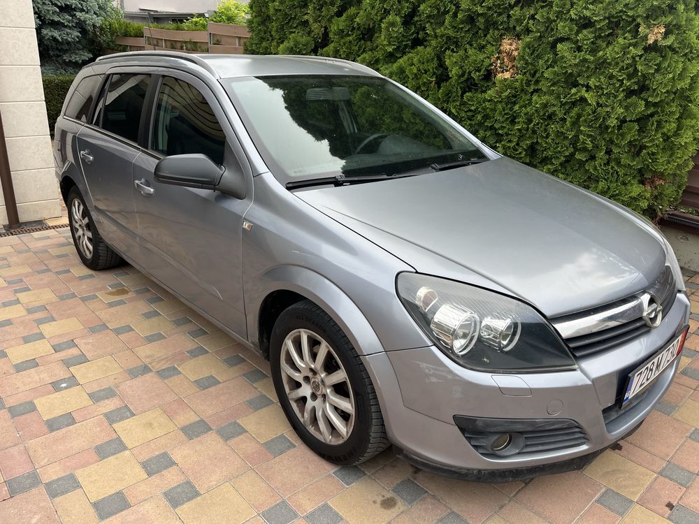 Opel Astra Cosmo 1.7 101 к.с. За части