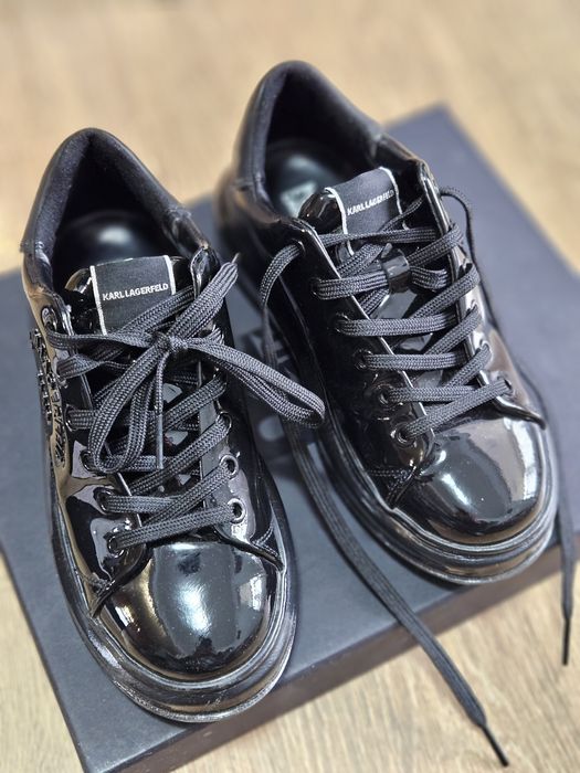 Adidasi Karl Lagerfeld  marimea 35 ca noi