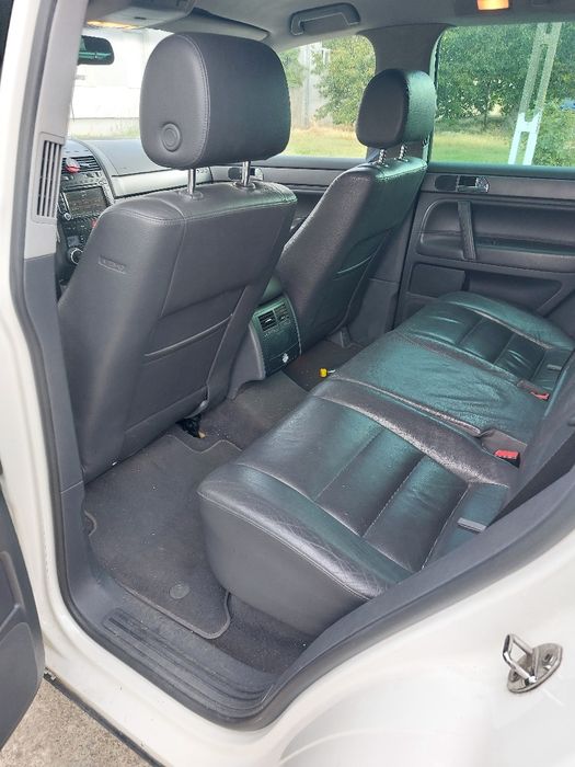 Volkswagen Touareg an 2009 3.0 TDI