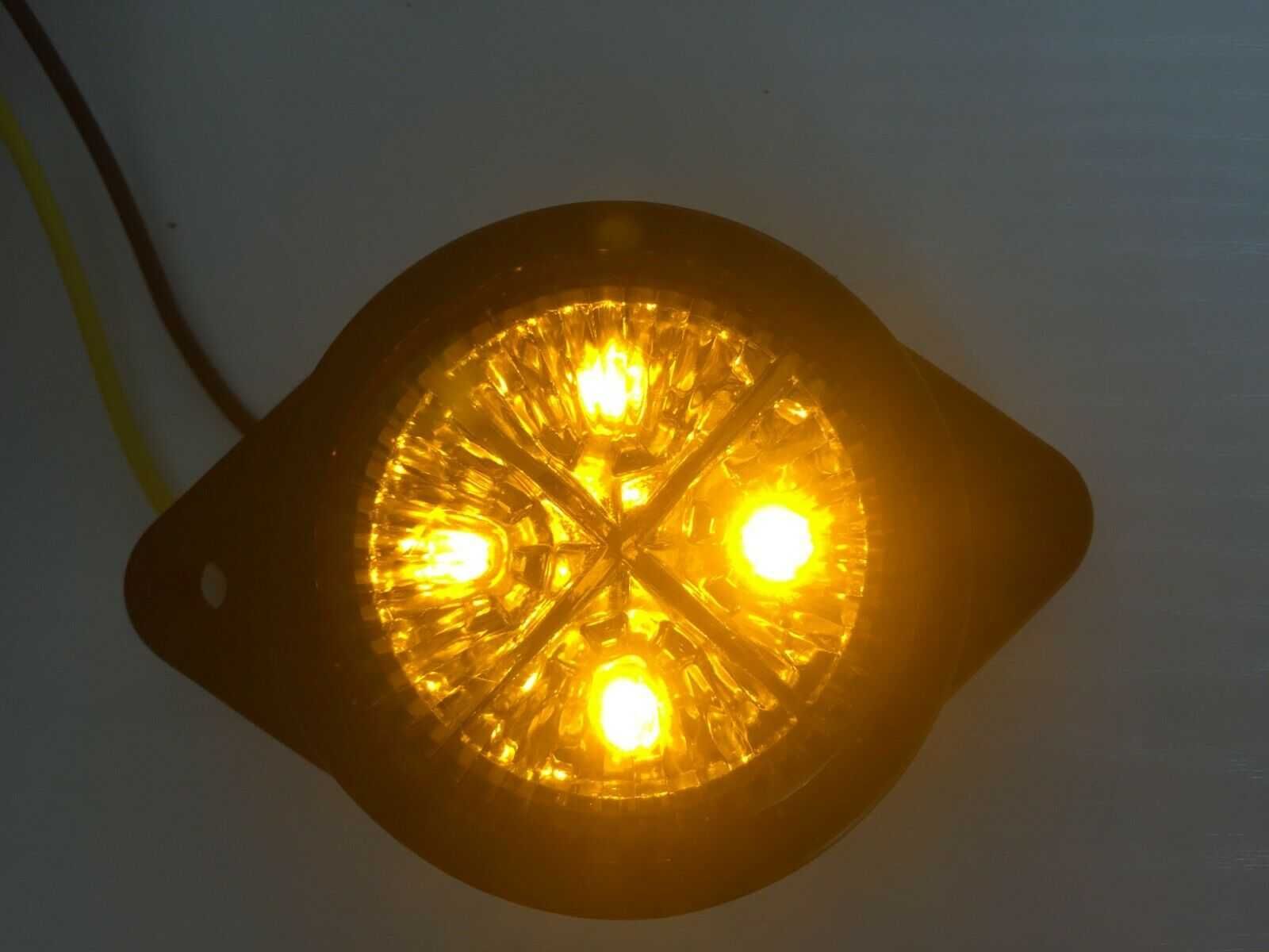 Лед LED габарити с 4 диода оранжеви за Ман , Скания, Волво , 12-24V