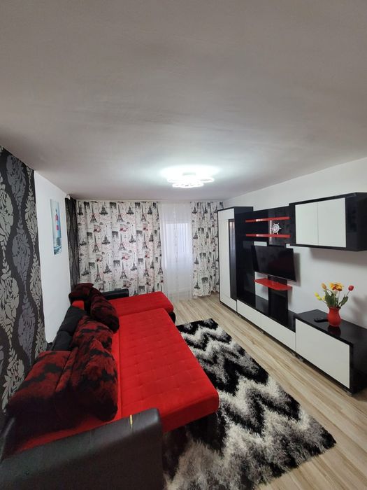 Închiriez apartament Pitesti