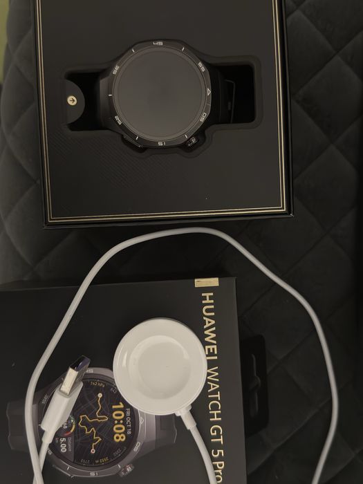 Huawei Gt 5 pro smart watch