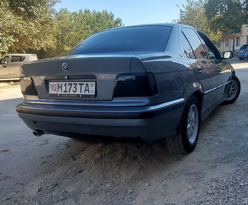 BMW E36 M 43 motor 1993 yil