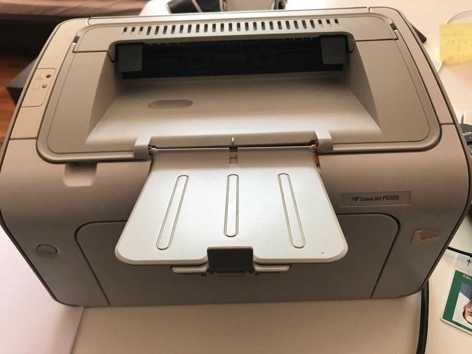 Продаю Принтер HP LaserJet P1005. ТОРГ. В наличие 2 шт.
