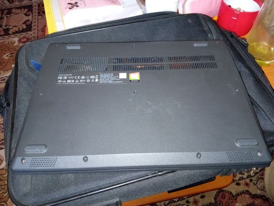 Vând laptop lenevo ideaPad S145-14IWL