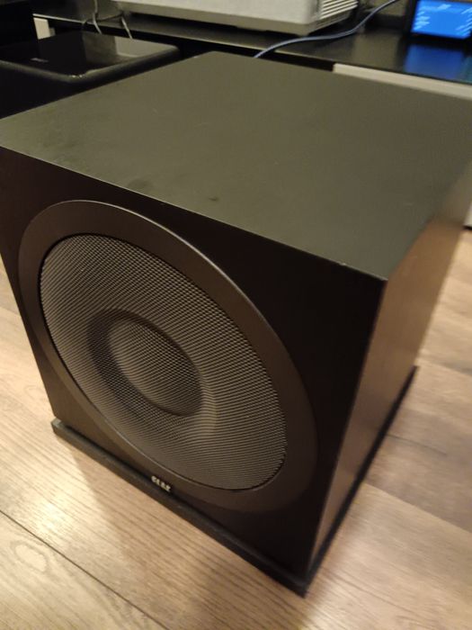 Subwoofer activ Elac Debut 3010 200w Rms