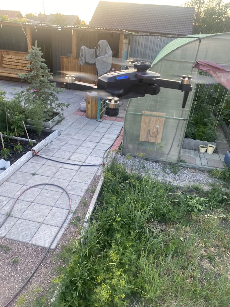Продам квадрокоптер