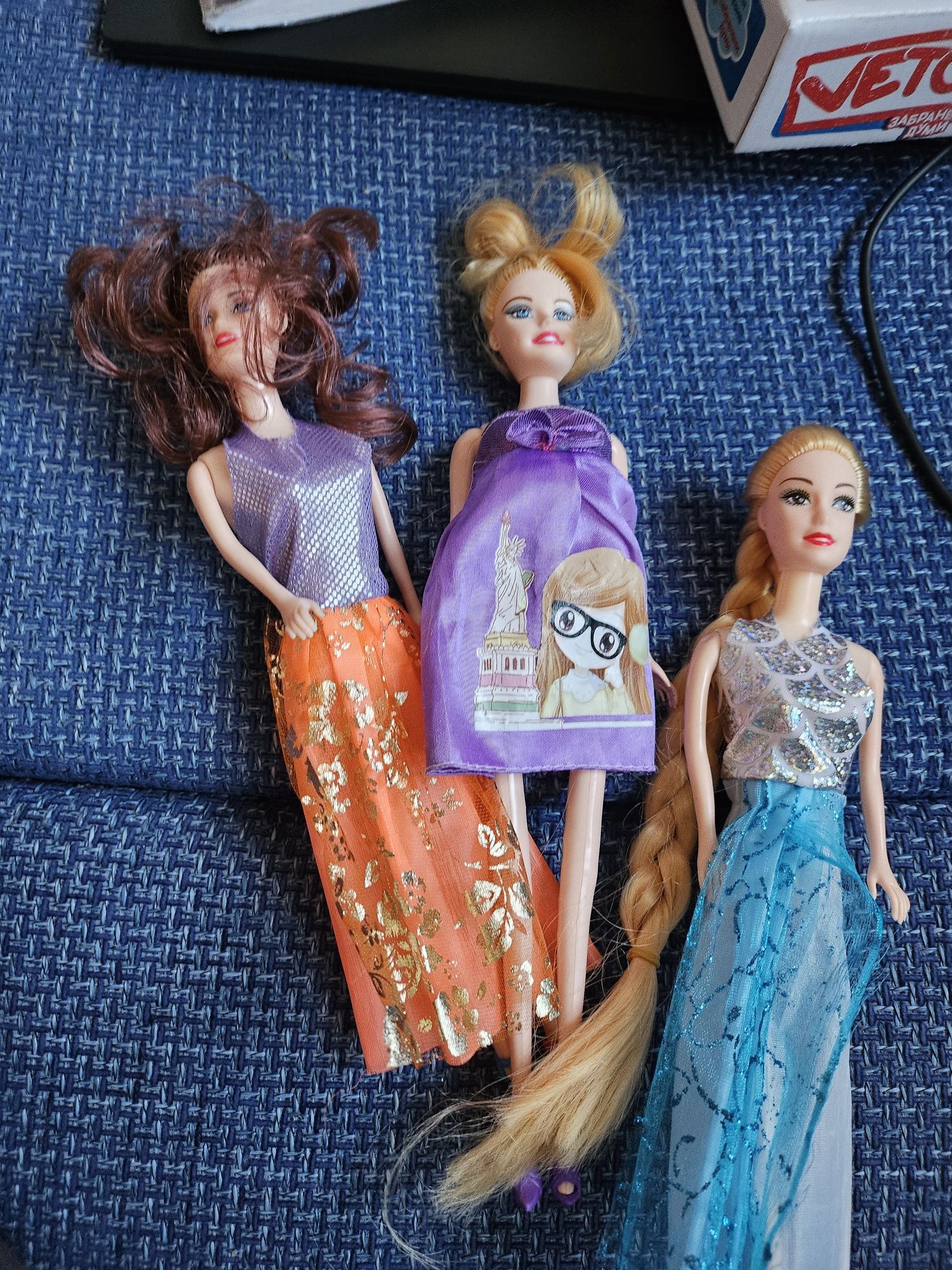 4 кукли без забележки