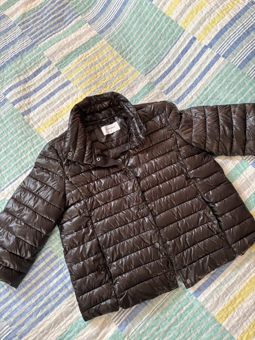 Куртка в отличном состоянии,размер s