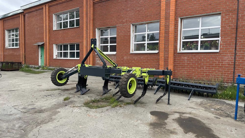 Плуг чизельный ПЧ-4,5 «Найза» со стойкой Параплау