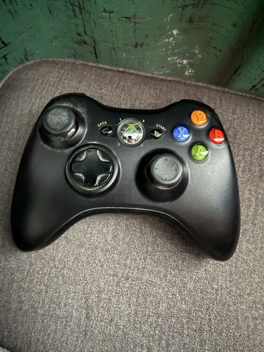 Controller Xbox 360 Wireless – Funcțional, folosit